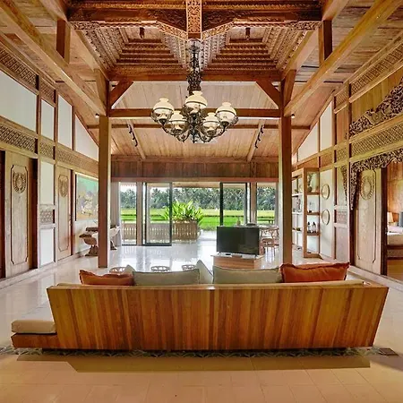 Villa Java An Unique 3 Bdr Villa Overlooking Rice Paddies