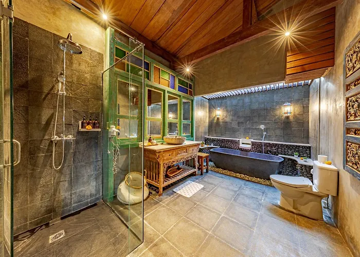 An Unique 3 Bdr Overlooking Rice Paddies Villa Ubud